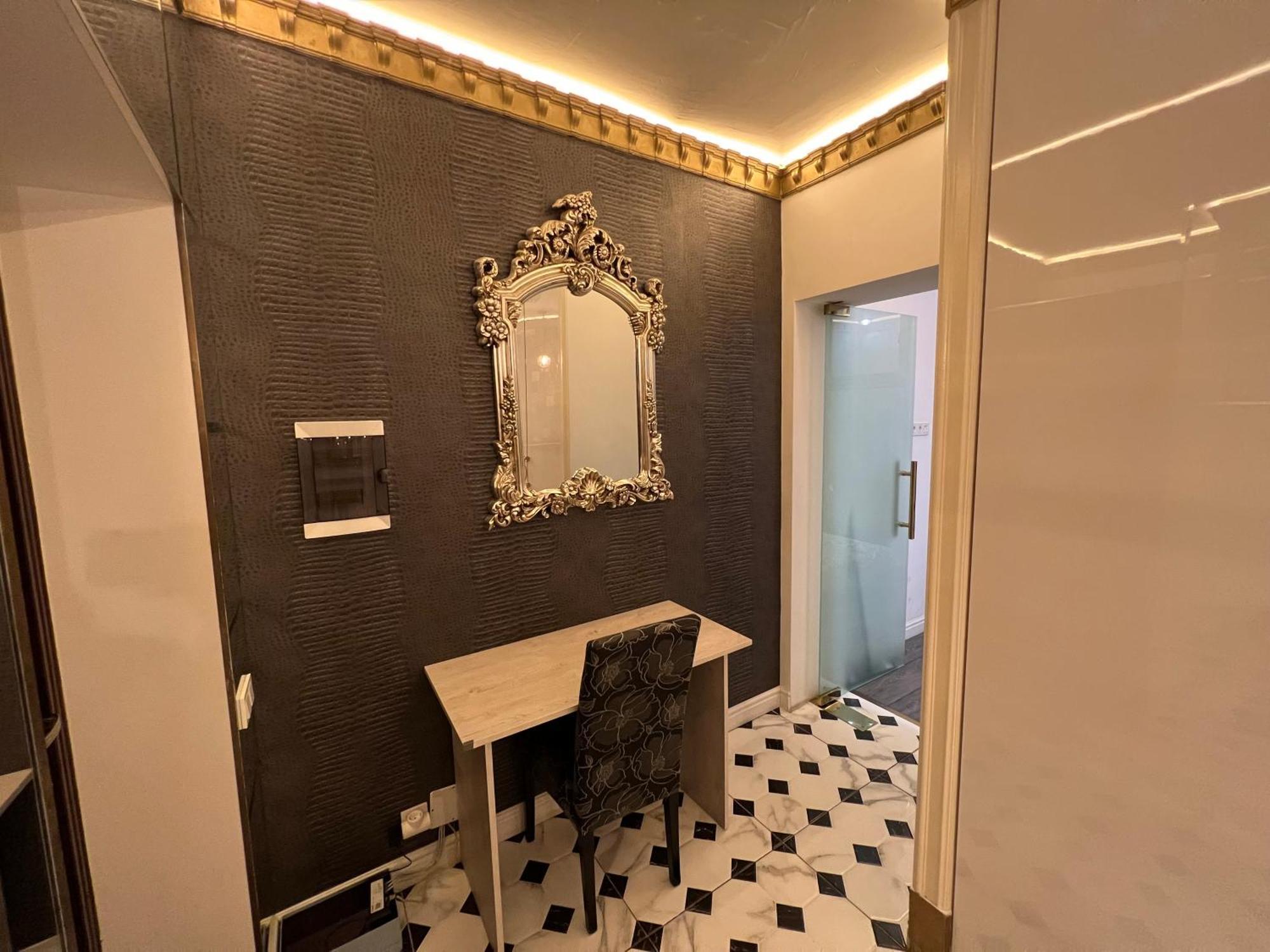 2 Bedrooms Heart Of City Center Кишинёв Экстерьер фото